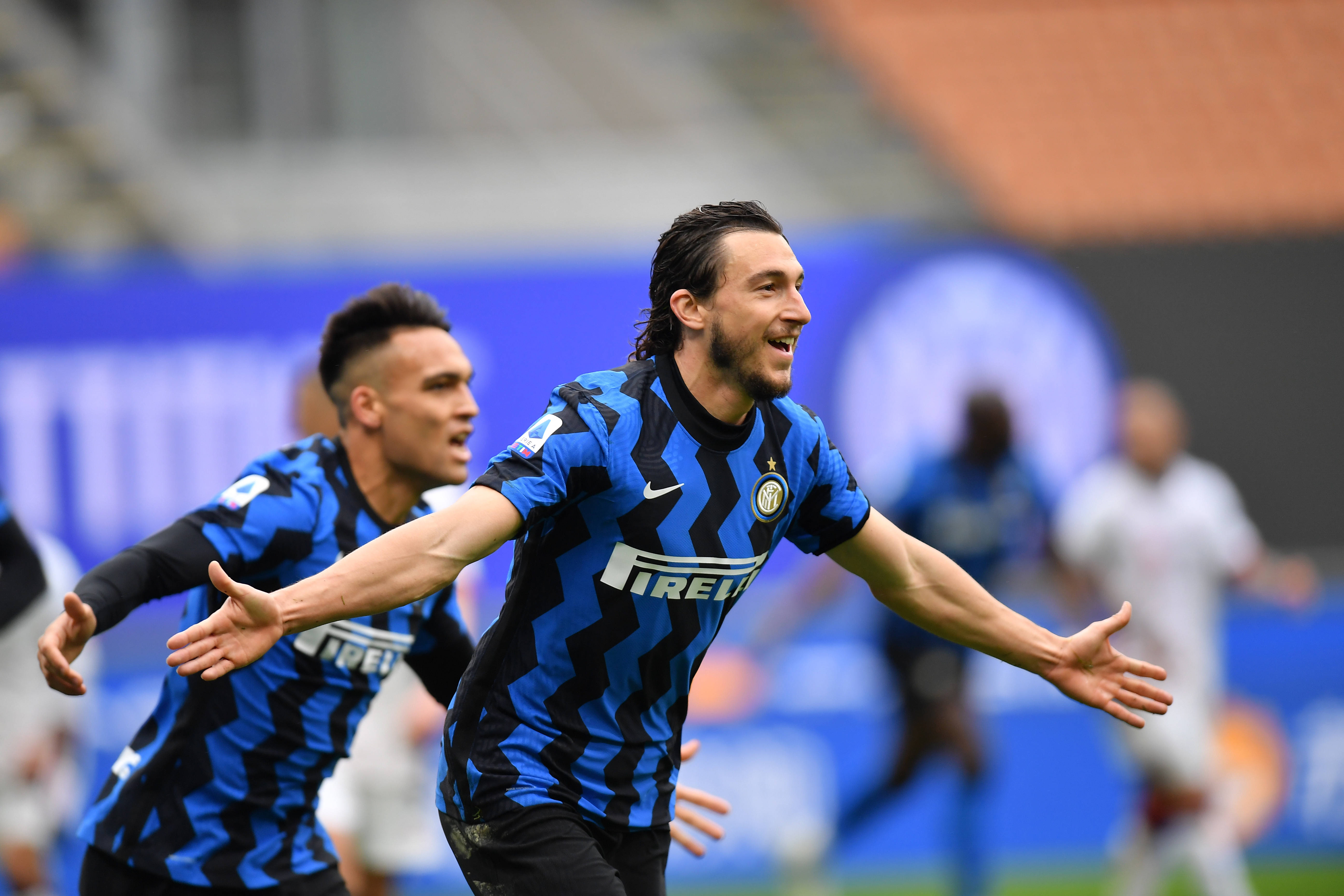 维尼修斯和观众有摩擦？裤袜：不反感小摩擦，但双方要有底线（维尼修斯与观众起冲突？裤袜：小摩擦可以，但双方要守底线）