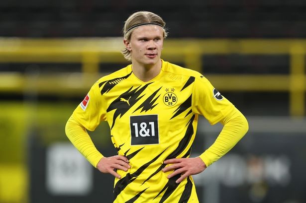 王一博转场流畅自如，硬核运动无缝切换虚拟世界（王一博切换自如，硬核运动无缝融入虚拟世界）