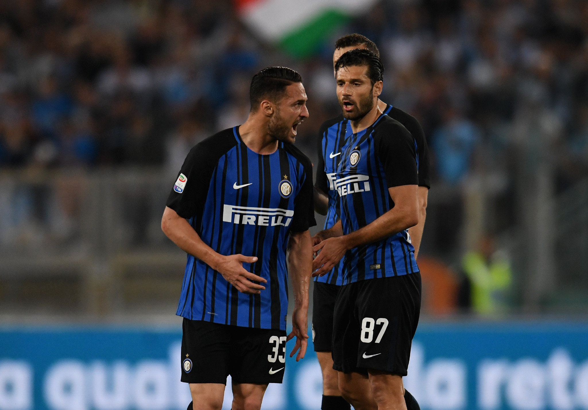 罗马诺：皇马信任18岁小将马斯坦托诺，相信他是前途光明的天才（罗马诺：皇马看好18岁新星马斯坦托诺，认为其前途无量）